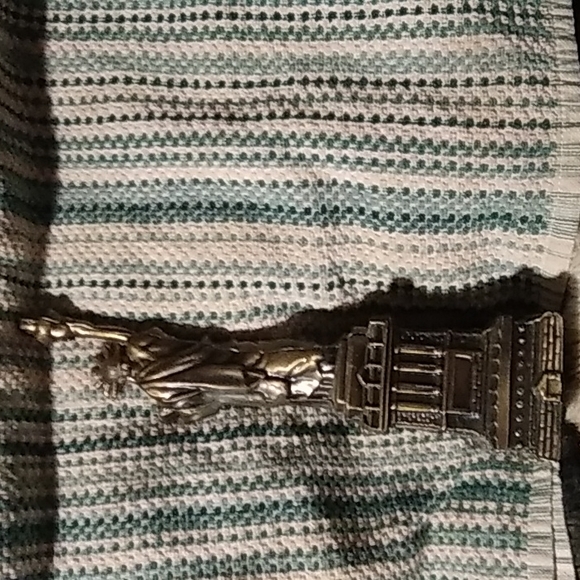 Very old 10-in brass Statue of Liberty~What an amazing statue! 1950s - Picture 2 of 4